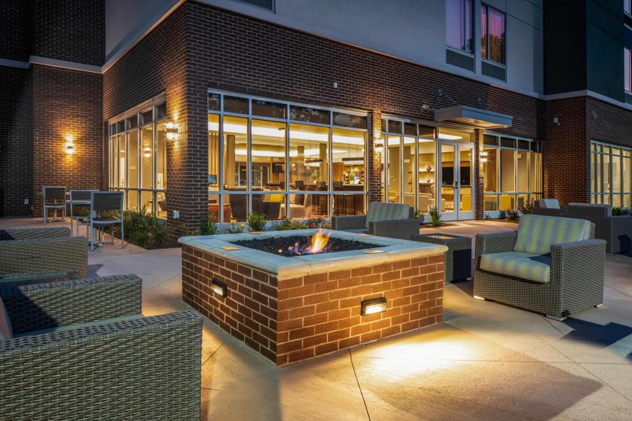 Springhill Suites By Marriott Charlotte Huntersville Esterno foto